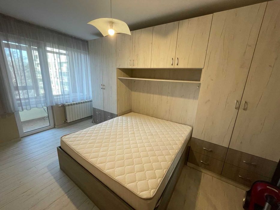 Продава се Двустаен апартамент в Варна, Левски - 65 кв.м за 6 €/кв.м - Снимка #5