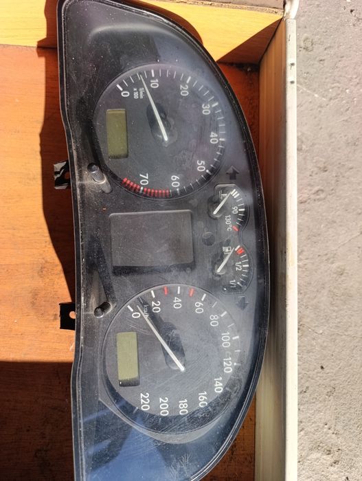 Панель приборов на пассат б 5 97 года