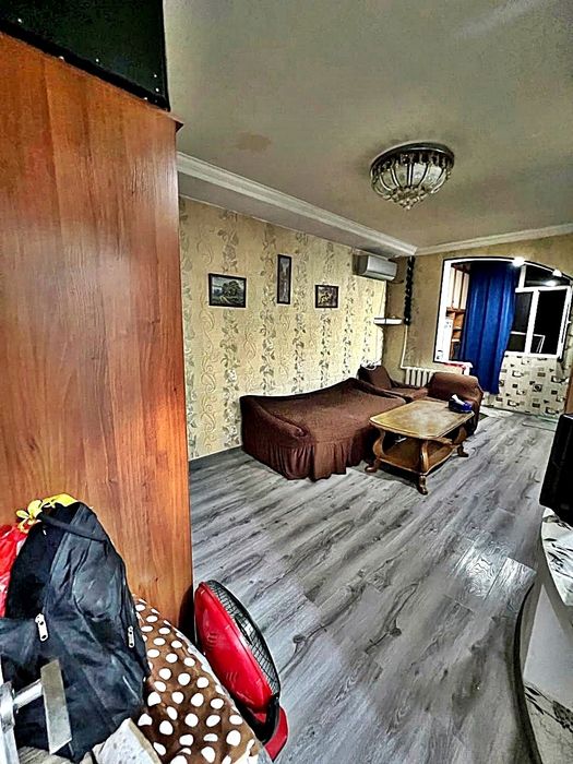 Массив: Фируза. 1 перед. в 2х.комн.