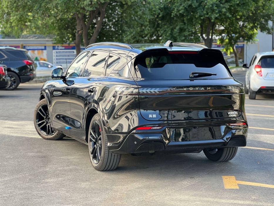 Voyah free apollo Tech. Qoraga qora. Oqga qora salonlariyam bor