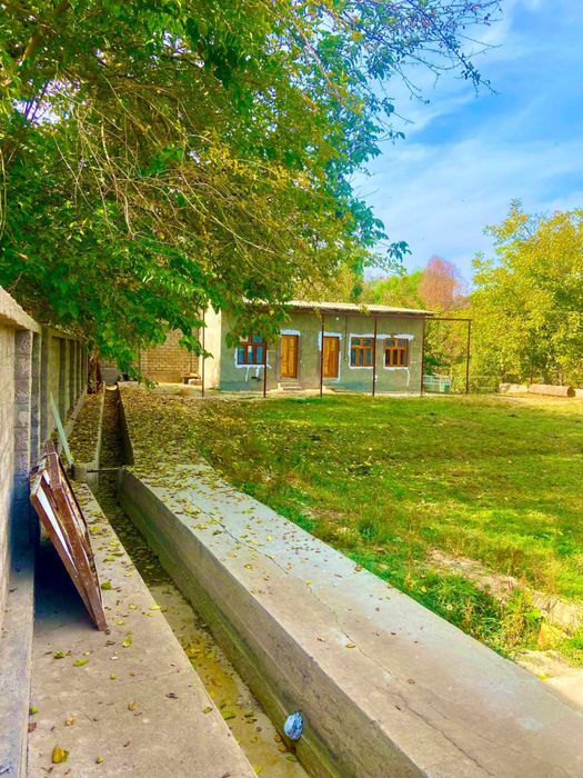 Orta Chirchiq Qorasuv daryosi boyida