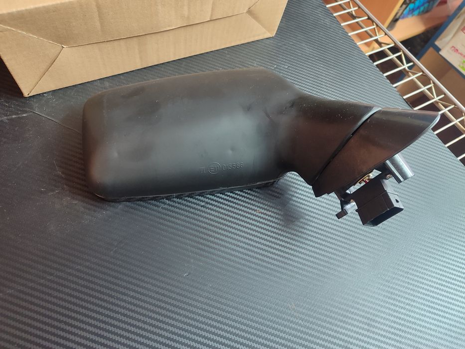 Боковые зеркала на Ауди 80 Б3 Б4