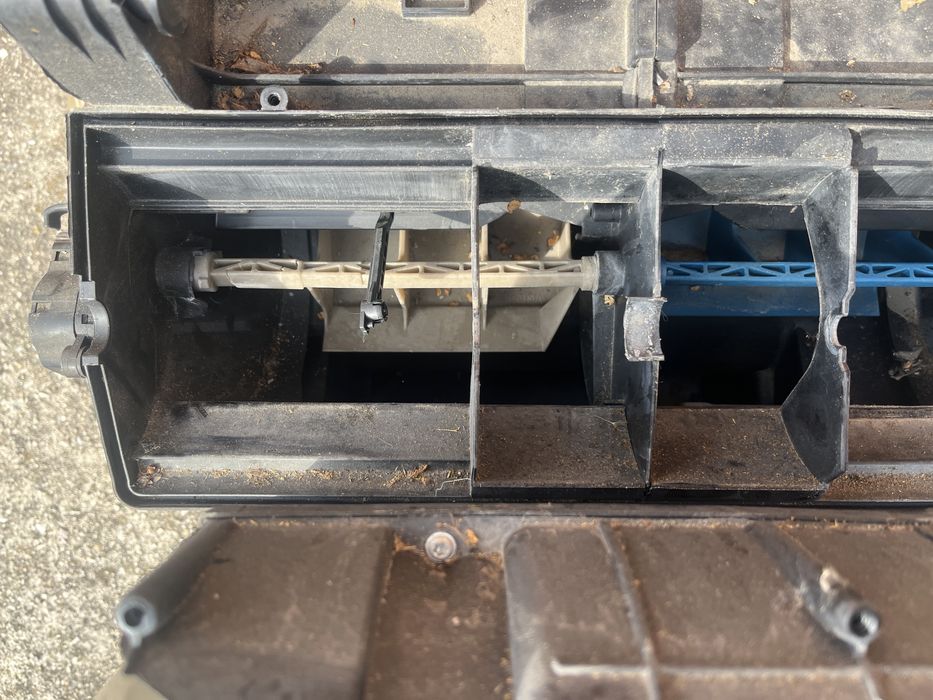 Кутия за парно пежо 407 климатроник peugeot 407