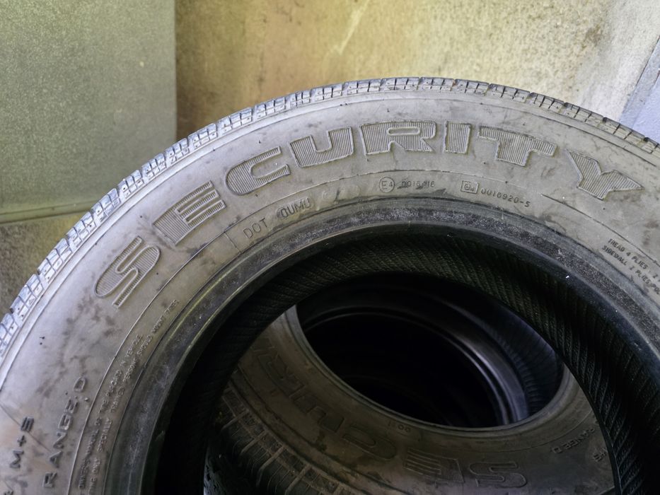 4бр Летни гуми 185 R 14 C -