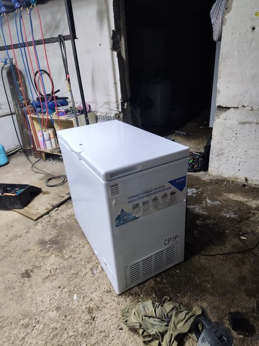 Продам морозильник Haier