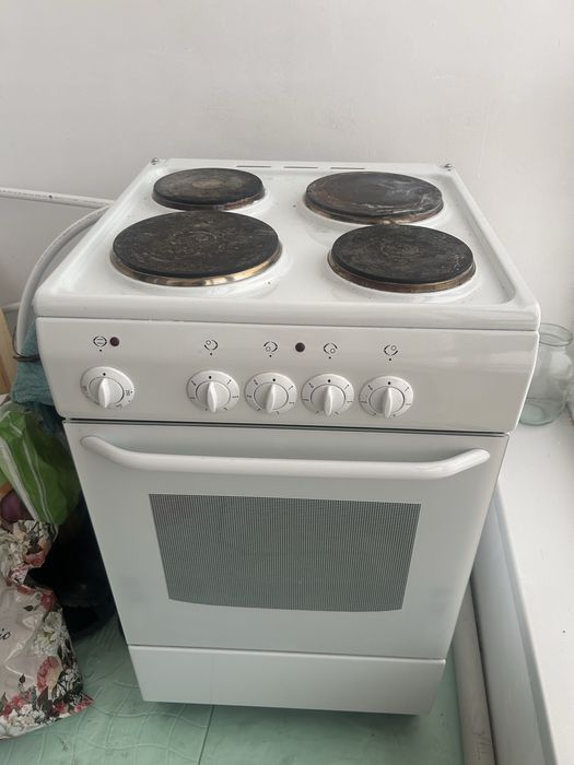 Плита и духовка.