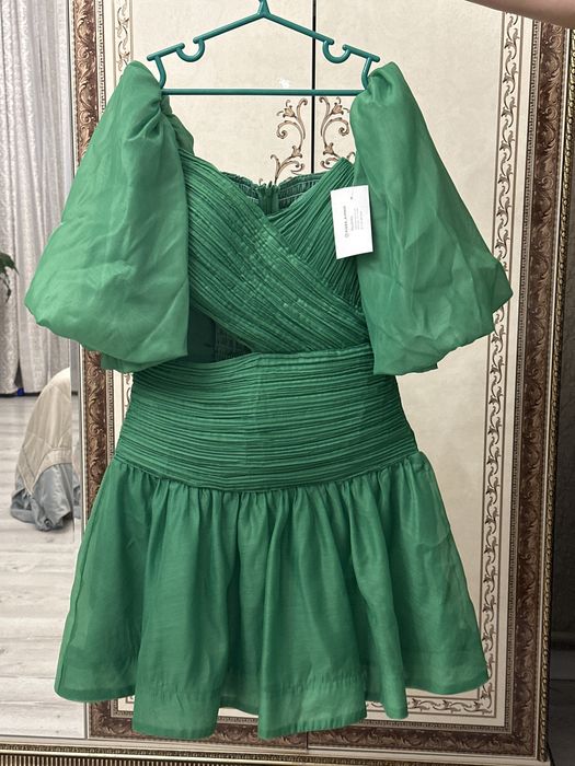 Продам платье новое