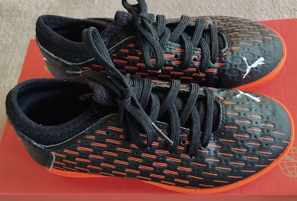 Маратонки за футбол Puma