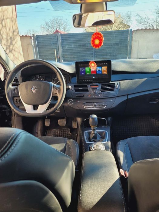 Vand Renault Laguna 3 2008 2.0 dCi 131CP