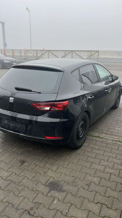 Dezmembram Seat Leon 1.6 TDI din 2015
