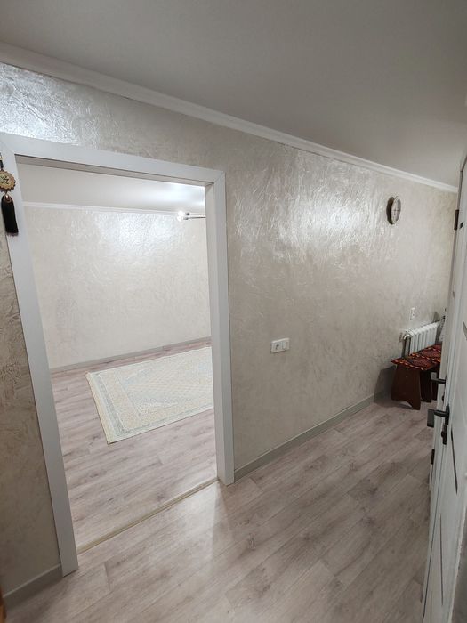 Продам 2 комнатную квартиру с  ремонтом