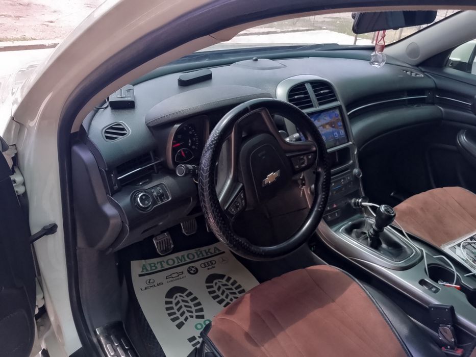 Малибу 1 -2 позиция Йили 2012 юрган Масофаси 245000