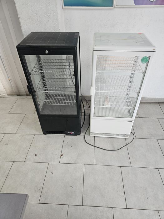 Витрина настолна вертикална за Торти и сладкарски изделия, сандвичи