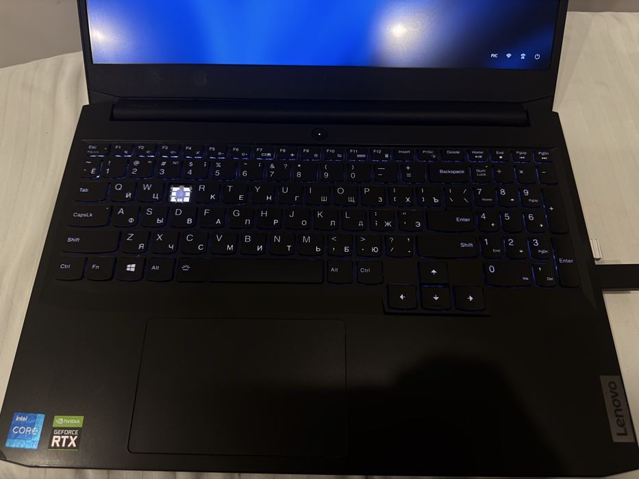 Lenovo IdeaPad Gaming 3 15IHU6