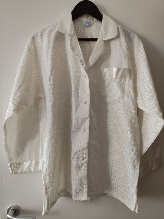 Нова супер лукс сатенирана пижама цвят шампанско