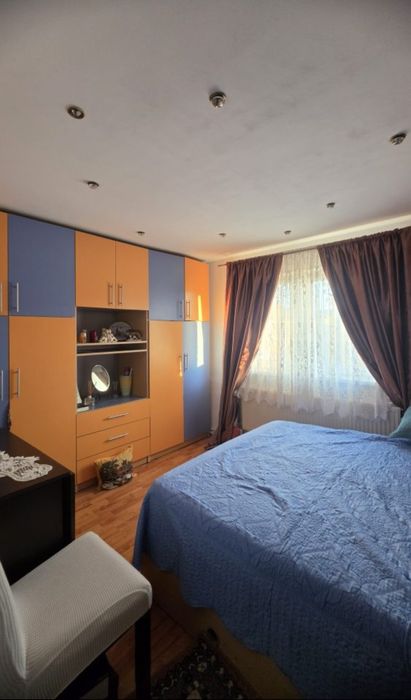 De vanzare apartament 2  camere
