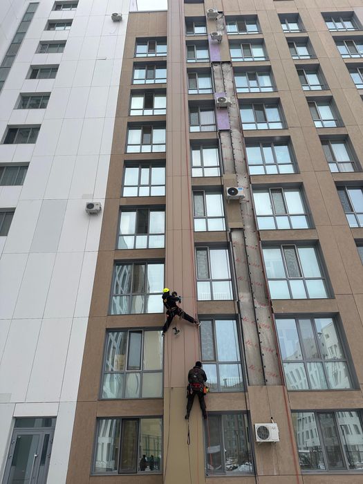 Альпинисты, высотники, верхолазы