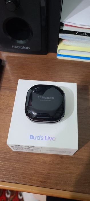 Samsung galaxsy  Buds live