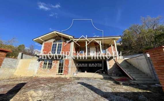 Продава се Къща в с. Нацовци, Област Велико Търново - 200 кв.м за 775 €/кв.м - Снимка #2