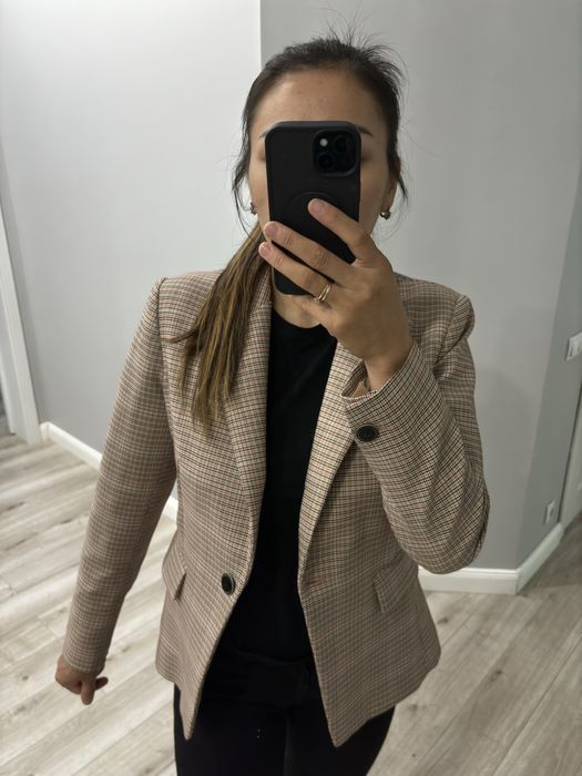 Пиджак , костюм MANGO . Бомбер