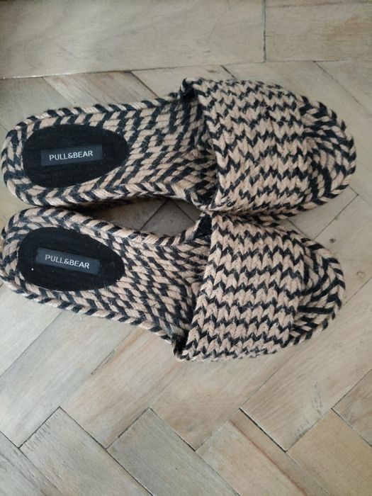 Sandale Pull&Bear din material textil, mărimea 37