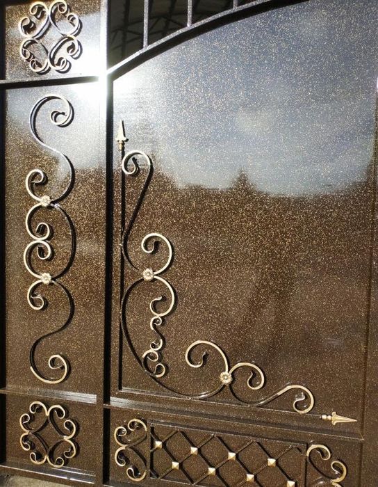 Покраска ворот