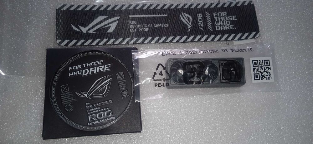 ASUS ROG ( подаръци RTX 5090 )