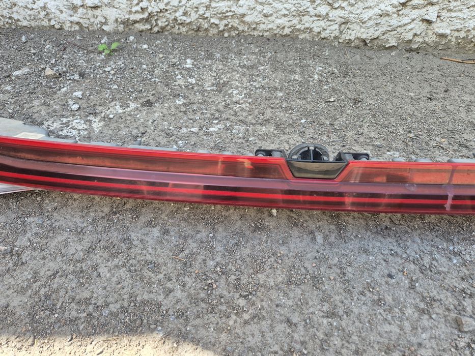 Задний фонарь багажника