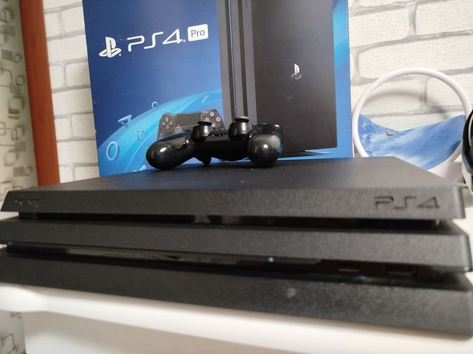 PlayStation 4 Pro  1tb