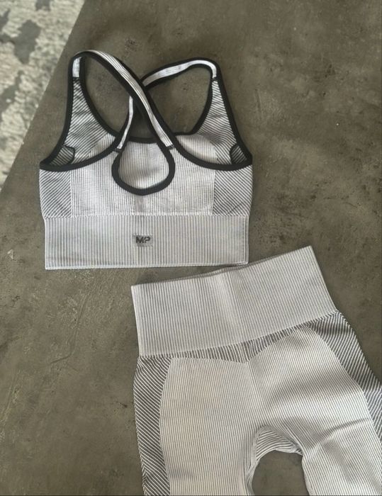 Клин и Бюстие Комплекти