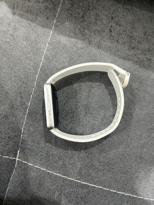 Продаю фитнес браслет Galaxy fit 3