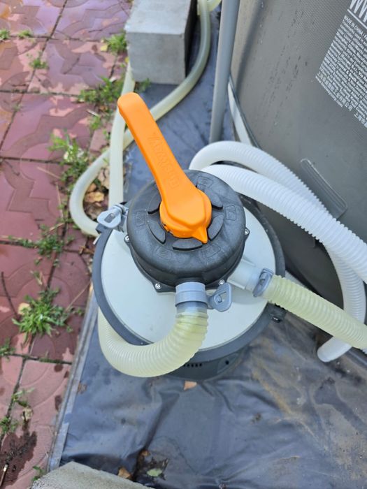 Продам бассейн с песочным фильтром