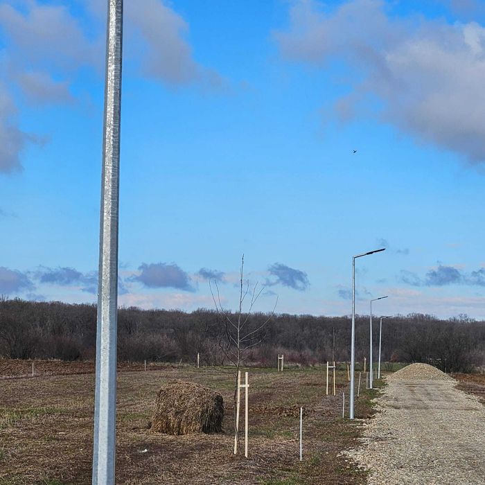 Sabareni poate fi casa ta, loturi cu utilitati aproape, langa padure