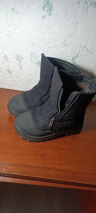 Продам детские валенки