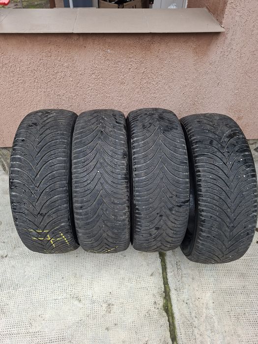 Vând anvelope de iarna Kleber