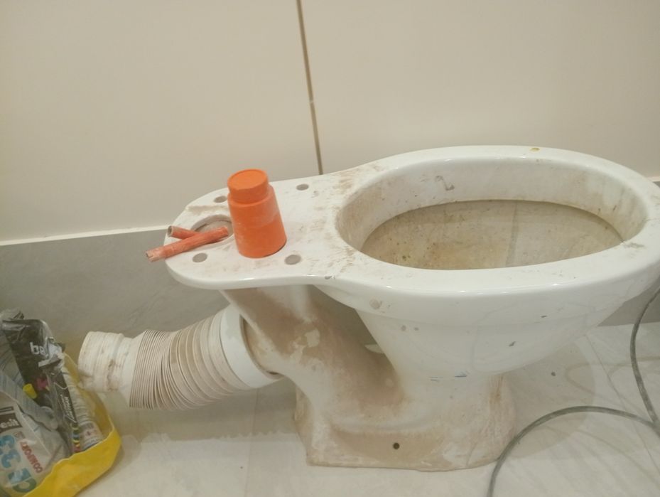 Унитаз б/у продам