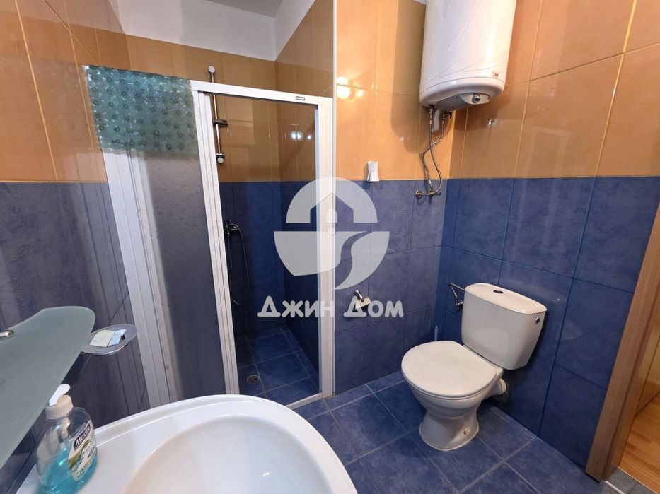 Тристаен апартамент с ГЛЕДКА МОРЕ в к-с „Оазис“, с. Равда