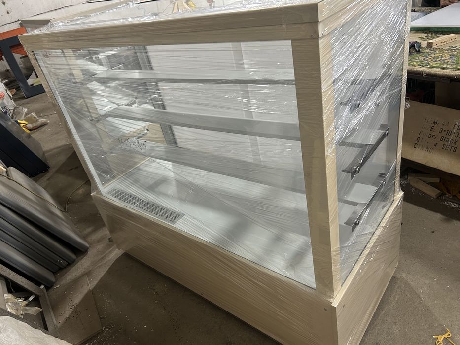 Витринные холодильники