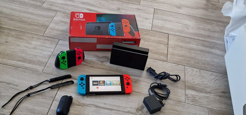 Nintendo swich v1-v2( 1x joc fizic- 7 digitale) card memorie dedicat !