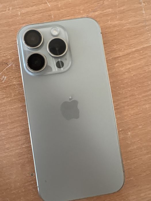 телефон ihone 15 pro