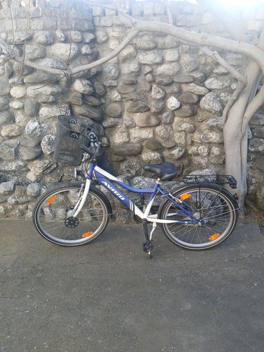 Продавам детско колело