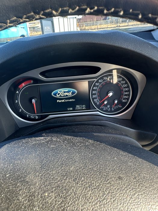Vand Ford Mondeo cu volan pe dreapta