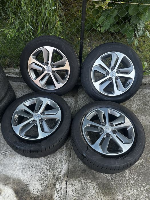 Jante Hyundai cu anvelope vara R16