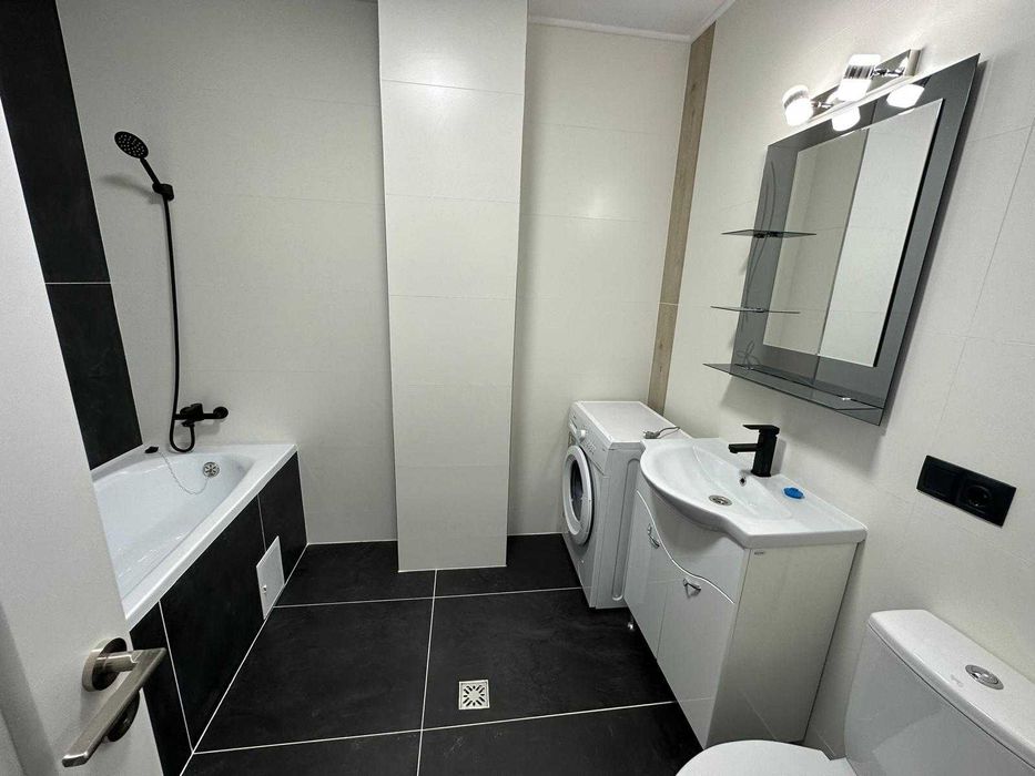 Inchiriez apartamente