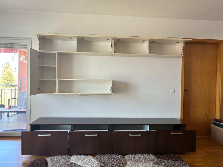 Vând mobila living