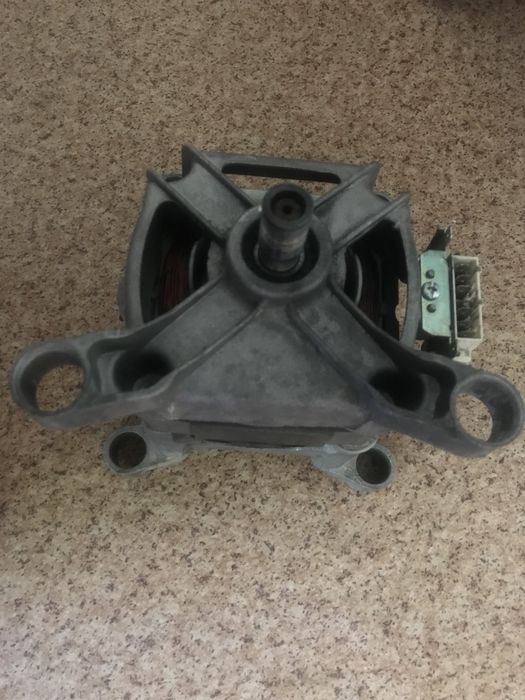 Моторчик от стиральной машины