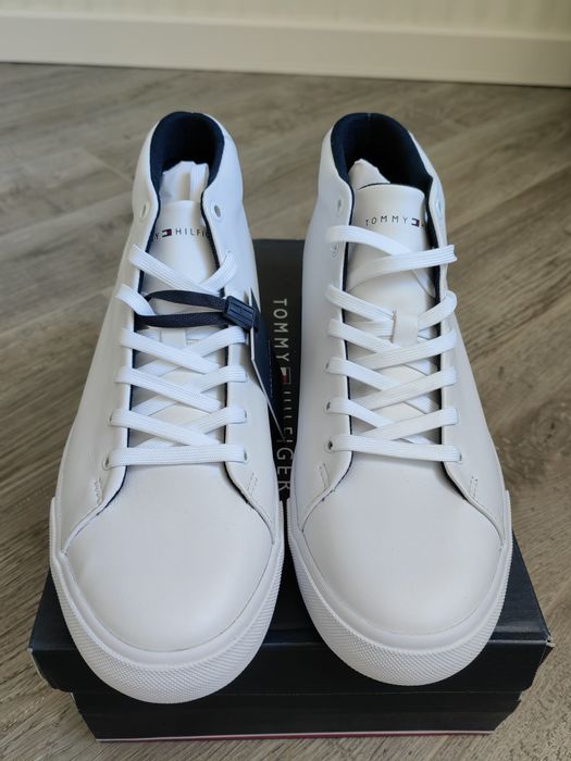 Кроссовки Tommy hilfiger кроссовки.