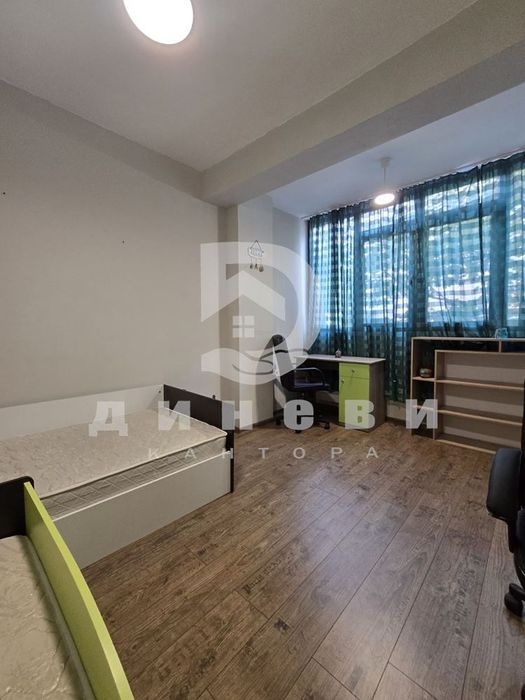 Продава тристаен до 9то ОУ