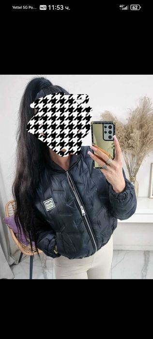 Пролетно яке черно