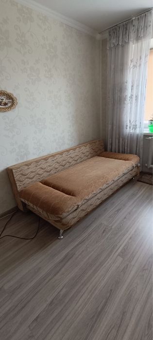 Продается тахта в хорошем состоянии